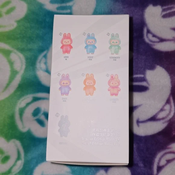 Pop Mart The Monsters - Big Into Energy Figure - Serenity. - Picture 2 of 6